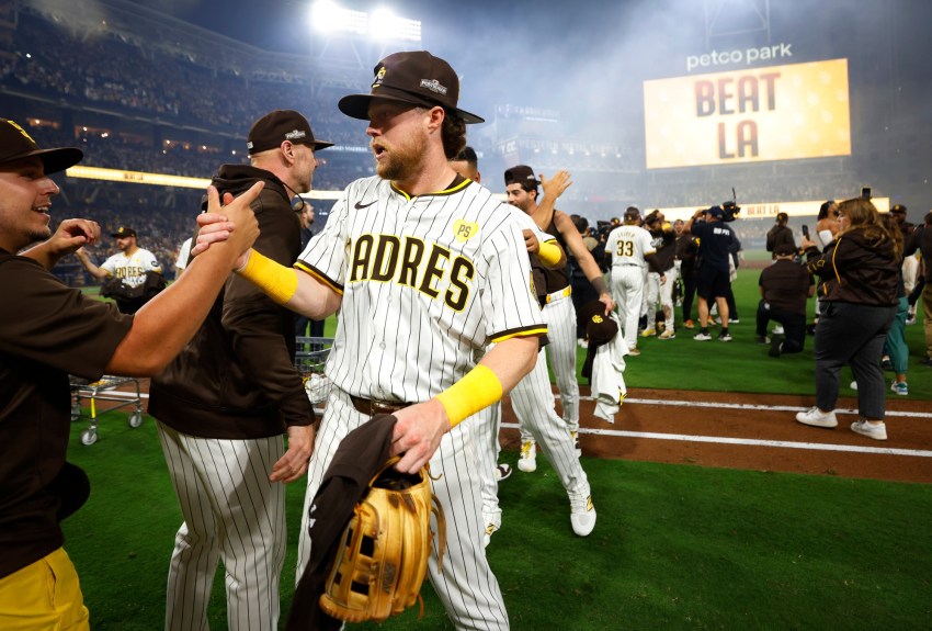 10-Run Inning Doesn't Dim Padres Bullpen's Positive Outlook: Tom Krasovic 10-Run Inning Doesn't Dim Padres Bullpen's Positive Outlook: Tom Krasovic