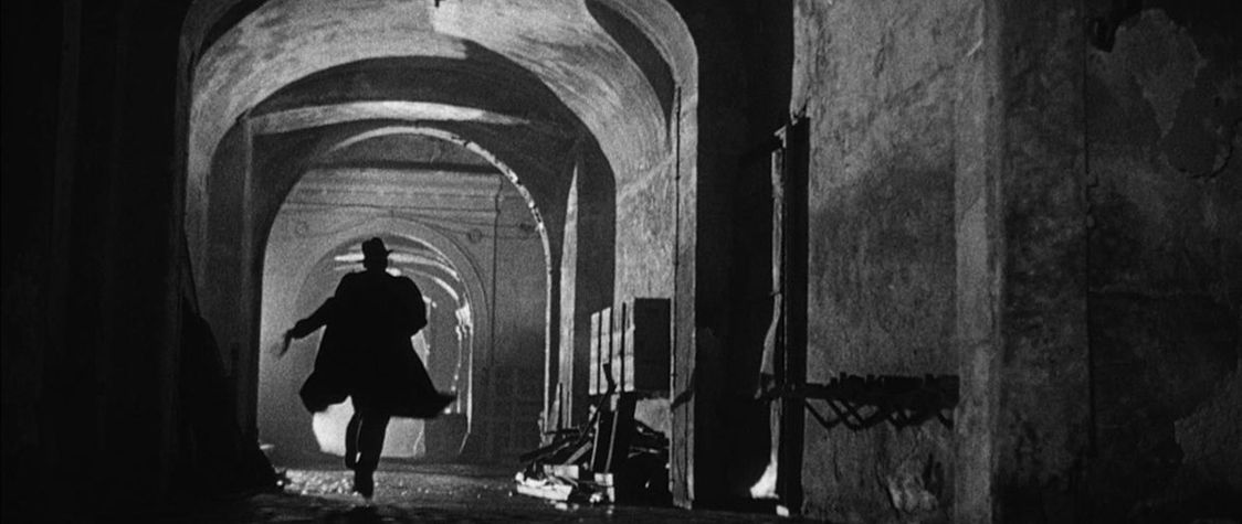 10 Unforgettable Film Noir Movies You Need To See 10 Unforgettable Film Noir Movies You Need To See