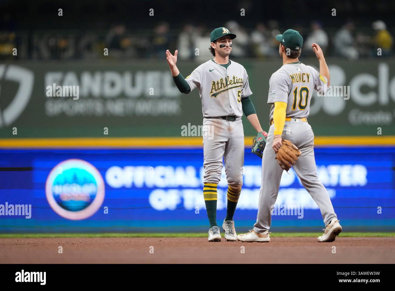 2025 Opening Day: Wilson And Muncy's Highly Anticipated Reunion 2025 Opening Day: Wilson And Muncy's Highly Anticipated Reunion