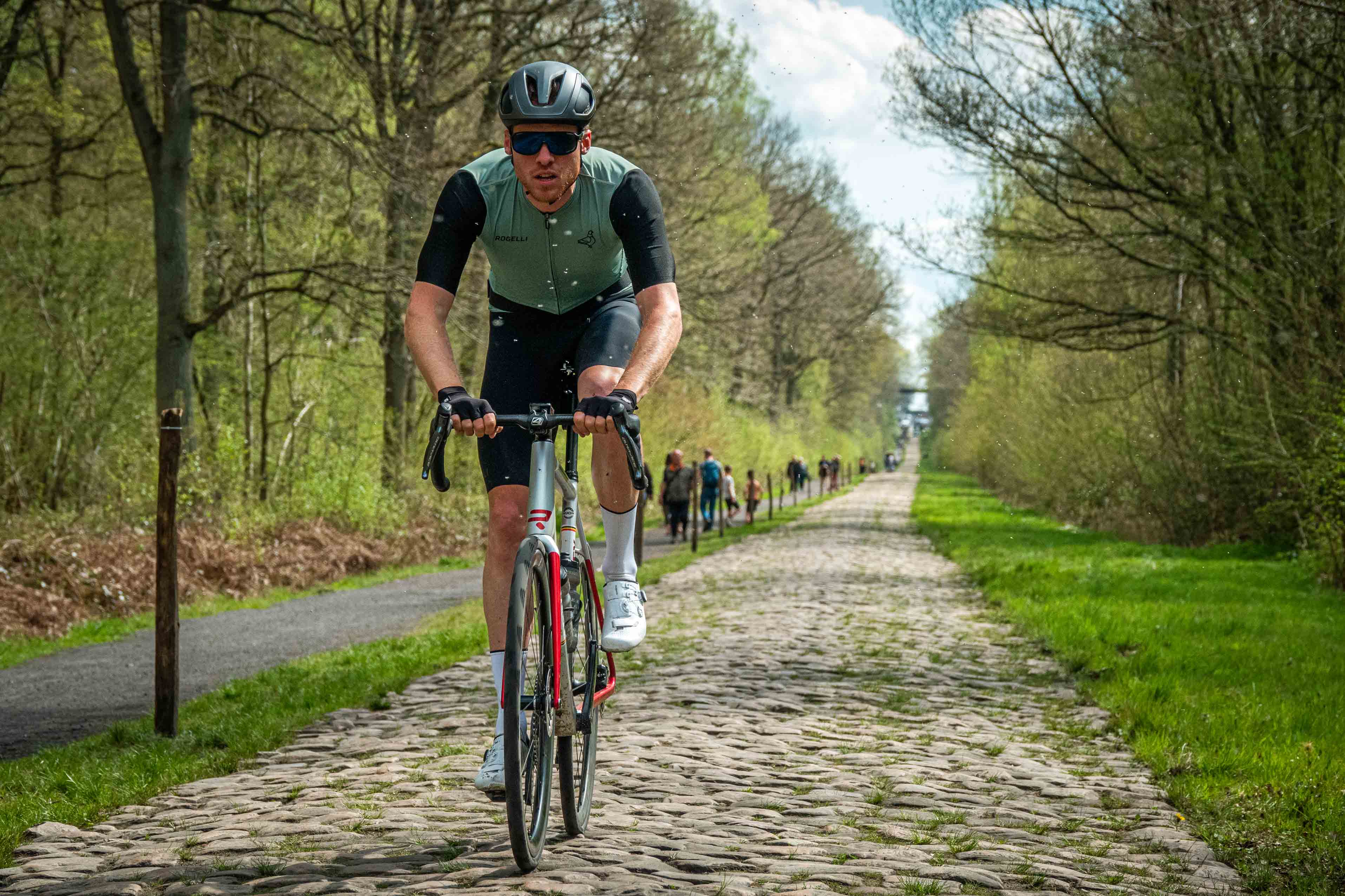2025 Paris-Roubaix: Examining The Gravel Tech And Tire Innovations