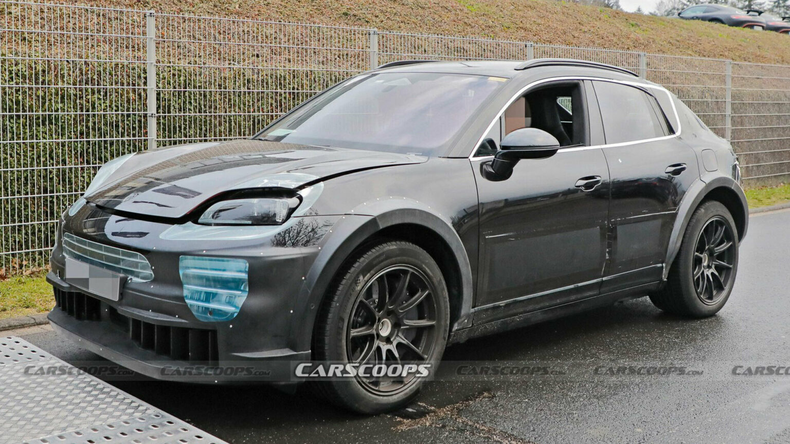 2026 Porsche Cayenne EV: Spy Photos Reveal First Glimpses 2026 Porsche Cayenne EV: Spy Photos Reveal First Glimpses