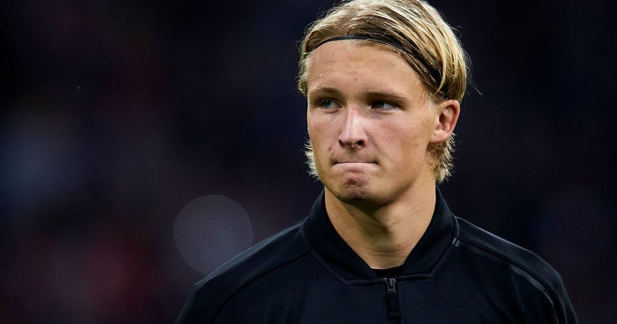 35 Mål For Kasper Dolberg: Analyse Af Potentialet Og Udfordringerne. 35 Mål For Kasper Dolberg: Analyse Af Potentialet Og Udfordringerne.