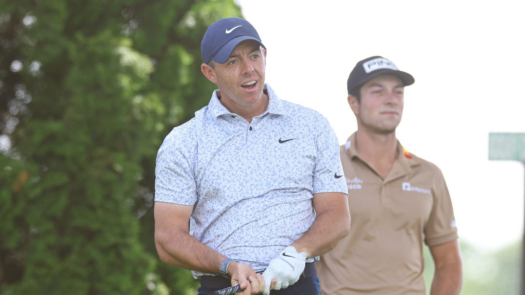 4-Year-Old Daughter Of Rory McIlroy Makes Putt At Augusta 4-Year-Old Daughter Of Rory McIlroy Makes Putt At Augusta
