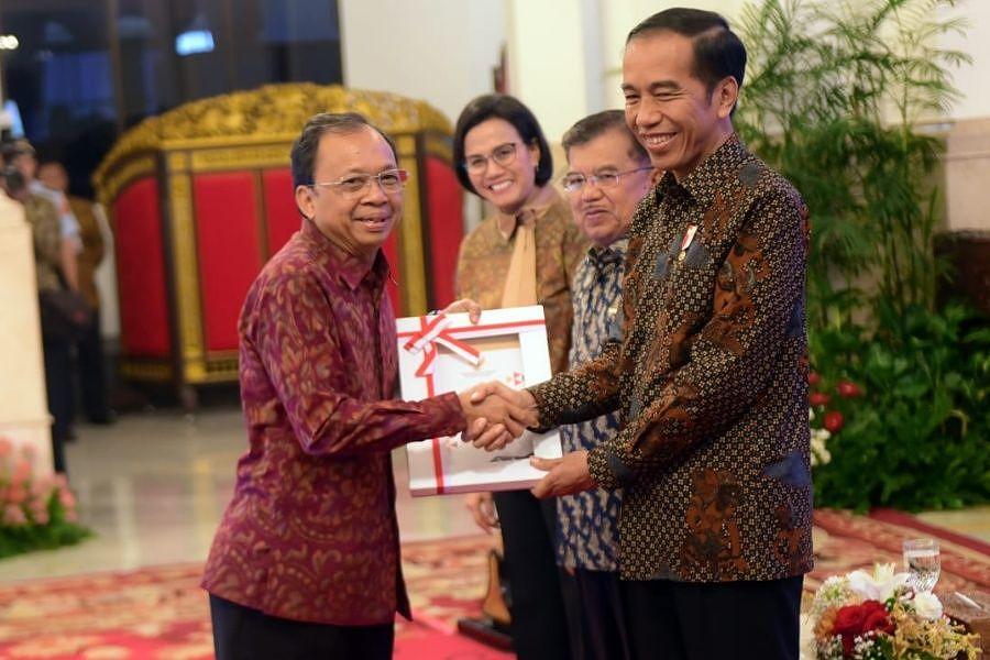 6 Kabupaten Prioritas Terima BKK: Gubernur Koster Umumkan Mekanisme Penyaluran 6 Kabupaten Prioritas Terima BKK: Gubernur Koster Umumkan Mekanisme Penyaluran