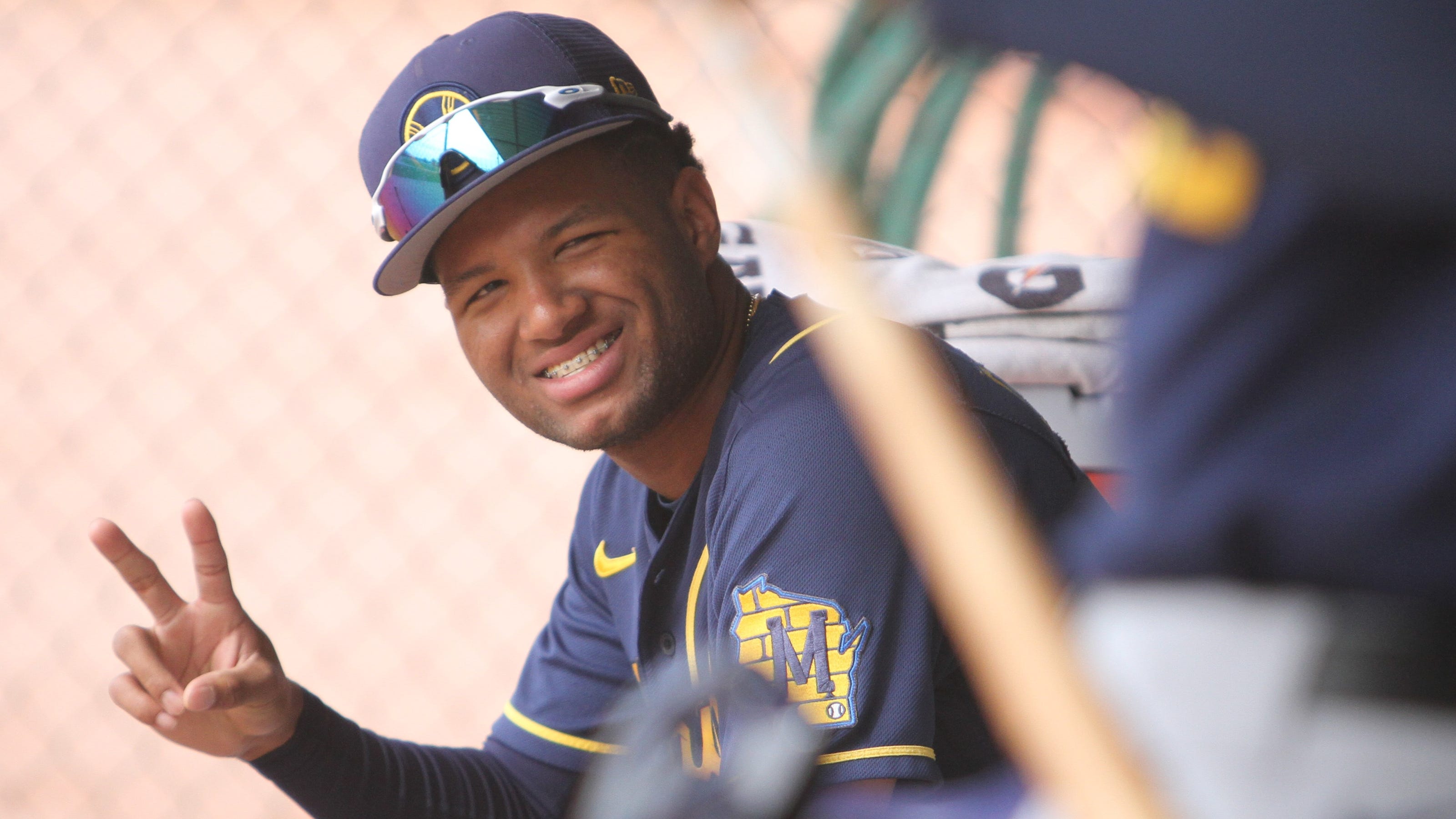 8-2 Brewers Win: Chourio's Two Home Runs Decide The Game Against Reds 8-2 Brewers Win: Chourio's Two Home Runs Decide The Game Against Reds