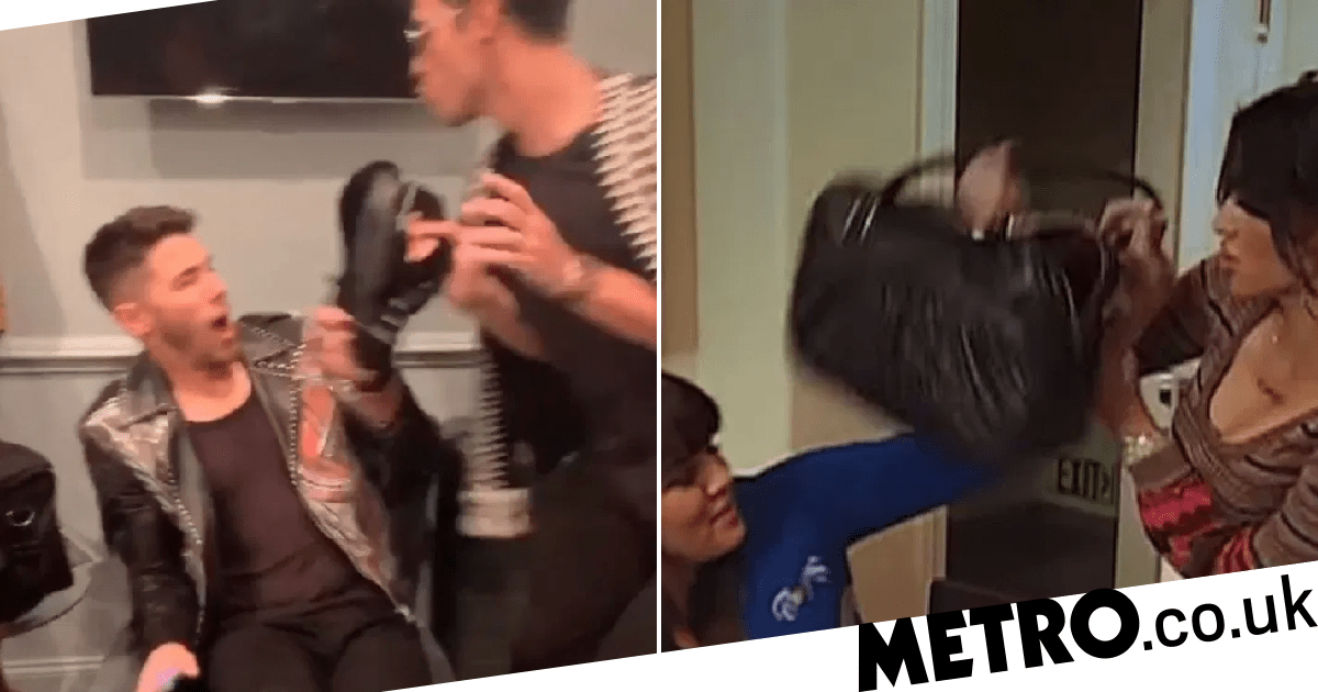 A Couple's Fight, Joe Jonas's Response, And The Viral Moment A Couple's Fight, Joe Jonas's Response, And The Viral Moment
