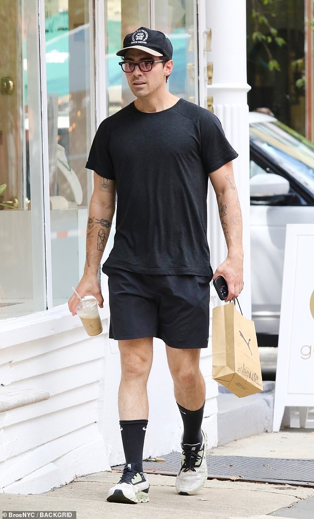 A Married Couple's Fight Over Joe Jonas: His Reaction A Married Couple's Fight Over Joe Jonas: His Reaction