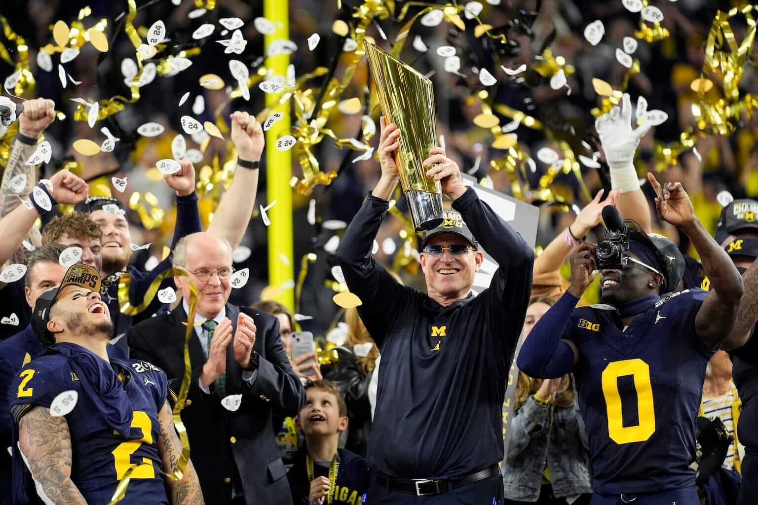 A Student's Guide To [City Name], Michigan: College Life & More