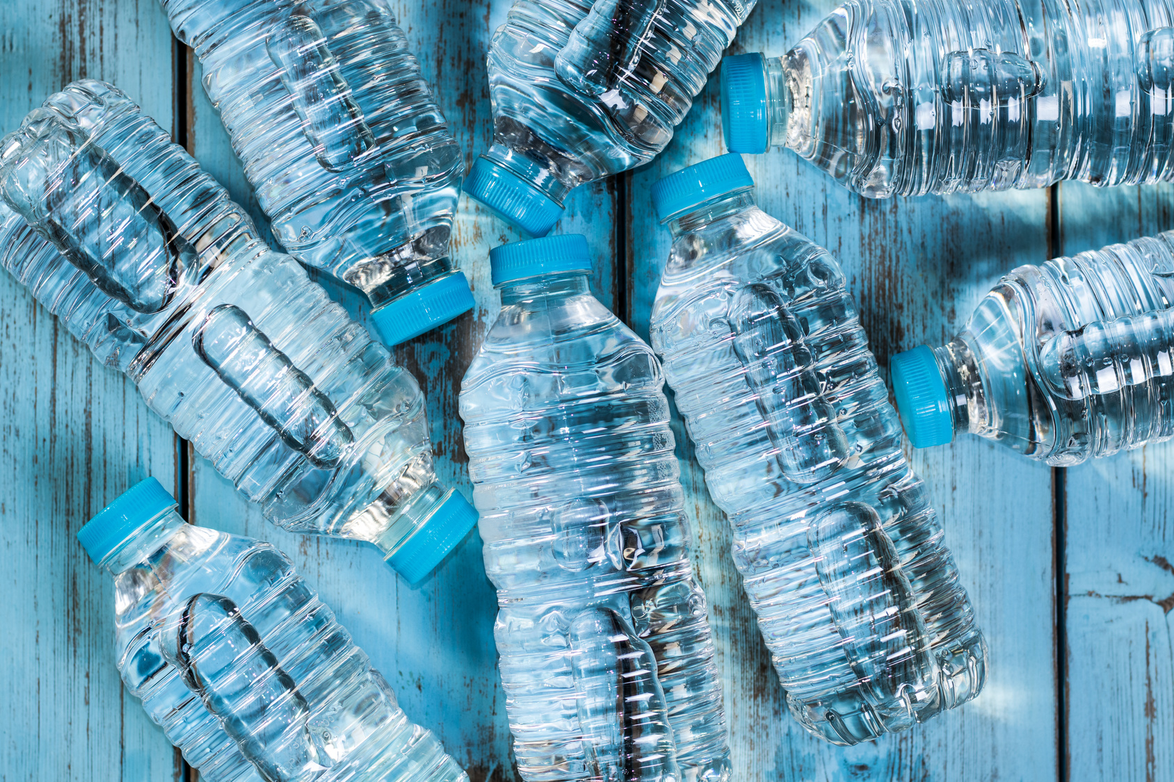 Acqua E Microplastiche: Un'analisi Della Contaminazione Acqua E Microplastiche: Un'analisi Della Contaminazione