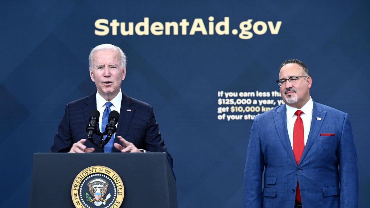 Addressing Late Student Loan Payments To Protect Your Credit Addressing Late Student Loan Payments To Protect Your Credit