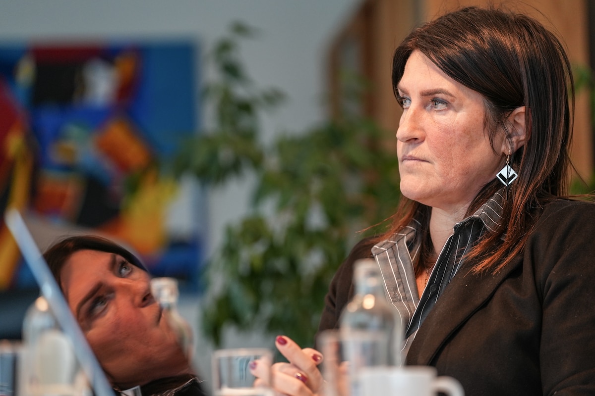 Affaire Du Nouveau Siège RTBF: Demande D'historique Du Dossier Par La Ministre Galant Affaire Du Nouveau Siège RTBF: Demande D'historique Du Dossier Par La Ministre Galant