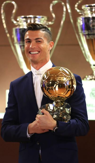Al Nassr'dan Cristiano Ronaldo Açıklaması: 2 Yıl Daha Devam Al Nassr'dan Cristiano Ronaldo Açıklaması: 2 Yıl Daha Devam