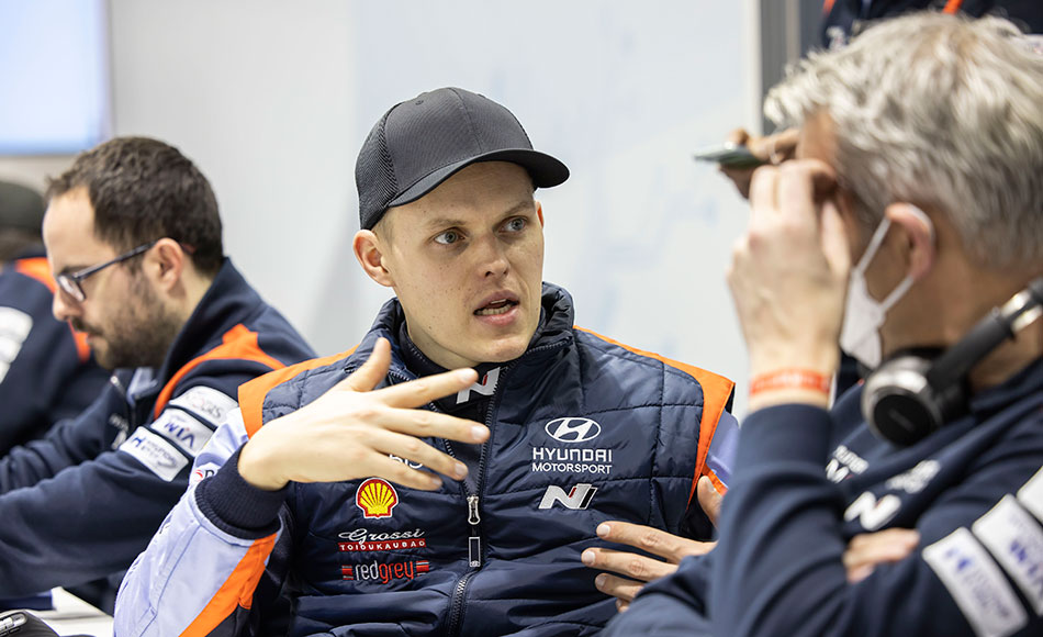 Alcaraz's Monte-Carlo Conquest: Musetti Forced To Retire Alcaraz's Monte-Carlo Conquest: Musetti Forced To Retire