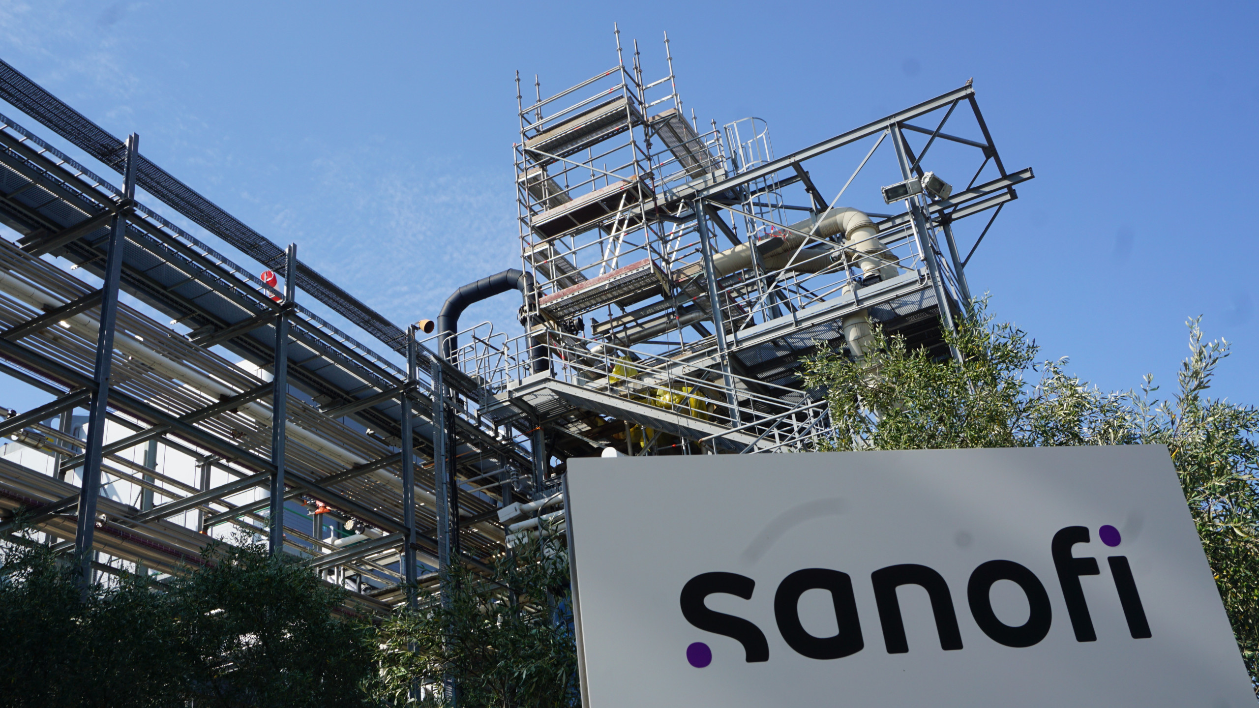 Amilly : La Mobilisation Des Salariés Contre La Cession De L'usine Sanofi Amilly : La Mobilisation Des Salariés Contre La Cession De L'usine Sanofi