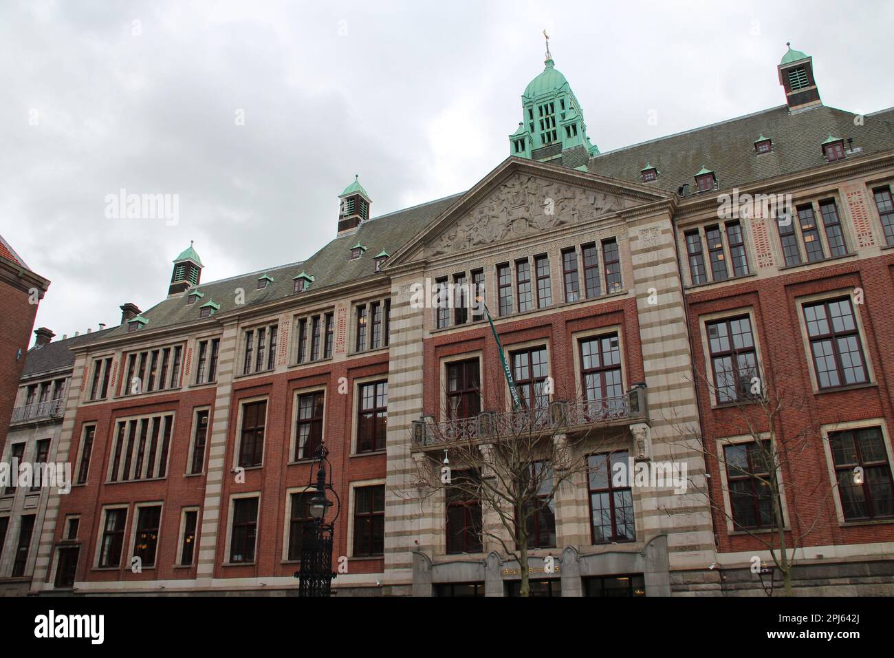 Amsterdam Stock Exchange Plunges: Third Consecutive Day Of Heavy Losses Amsterdam Stock Exchange Plunges: Third Consecutive Day Of Heavy Losses