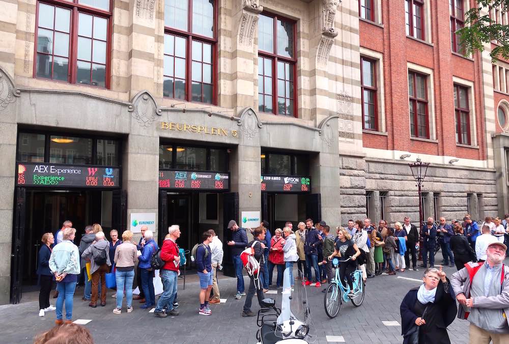 Amsterdam Stock Exchange Suffers 11% Drop Since Wednesday Amsterdam Stock Exchange Suffers 11% Drop Since Wednesday