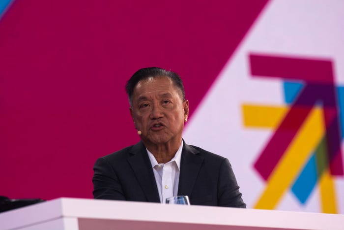 Analysis: Broadcom's VMware Acquisition And The 1,050% Price Hike For AT&T Analysis: Broadcom's VMware Acquisition And The 1,050% Price Hike For AT&T