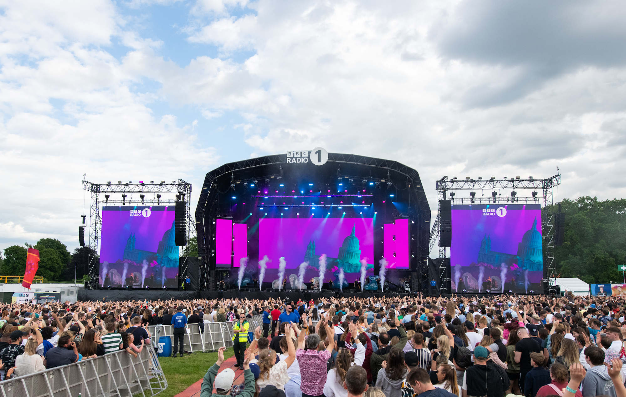 Applying For BBC Radio 1 Big Weekend Tickets: A Practical Guide Applying For BBC Radio 1 Big Weekend Tickets: A Practical Guide