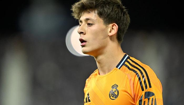 Arda Güler'in Kariyeri: Real Madrid'in Yeni Teknik Direktörünün Etkisi Arda Güler'in Kariyeri: Real Madrid'in Yeni Teknik Direktörünün Etkisi