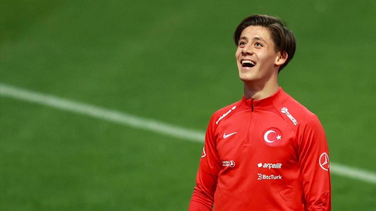 Arda Güler'in Takım Arkadaşlarıyla UEFA Soruşturması: Detaylar Ortaya Çıktı Arda Güler'in Takım Arkadaşlarıyla UEFA Soruşturması: Detaylar Ortaya Çıktı