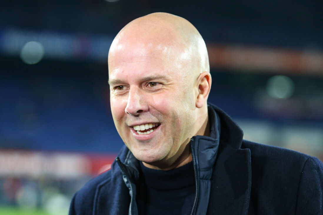 Arne Slot En Ajax: Een Realistische Kans Of Een Onwaarschijnlijke Droom? Arne Slot En Ajax: Een Realistische Kans Of Een Onwaarschijnlijke Droom?