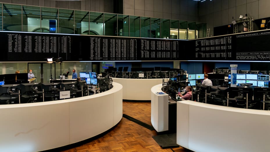 ارتفاع داكس الألماني: تجاوز مستوى مارس وعلامات على تعافي السوق الأوروبي