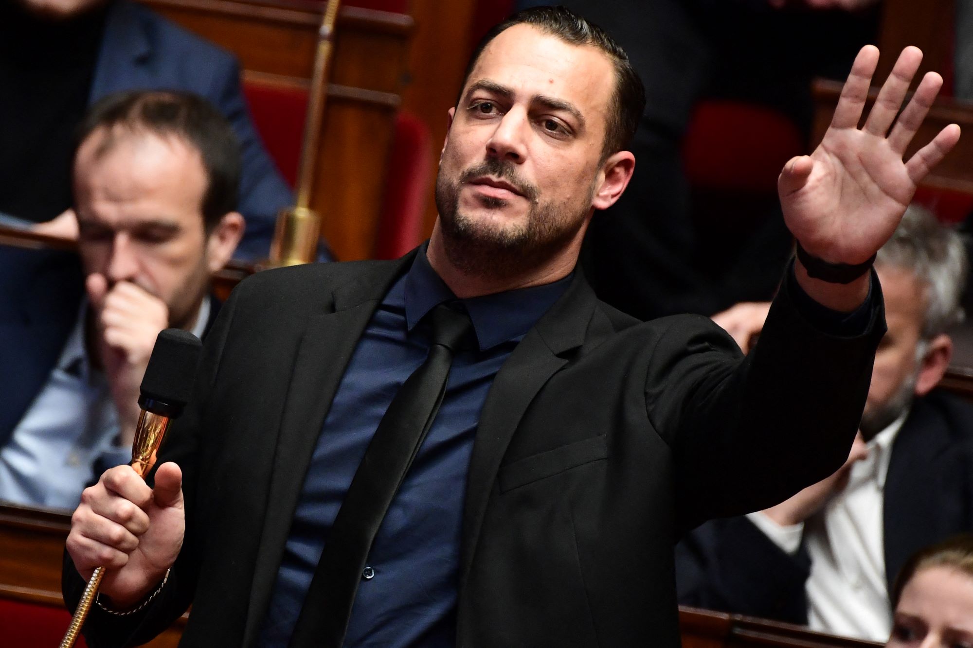 Assemblée Nationale : Le RN Et LFI, Une Bataille Pour L'influence Assemblée Nationale : Le RN Et LFI, Une Bataille Pour L'influence