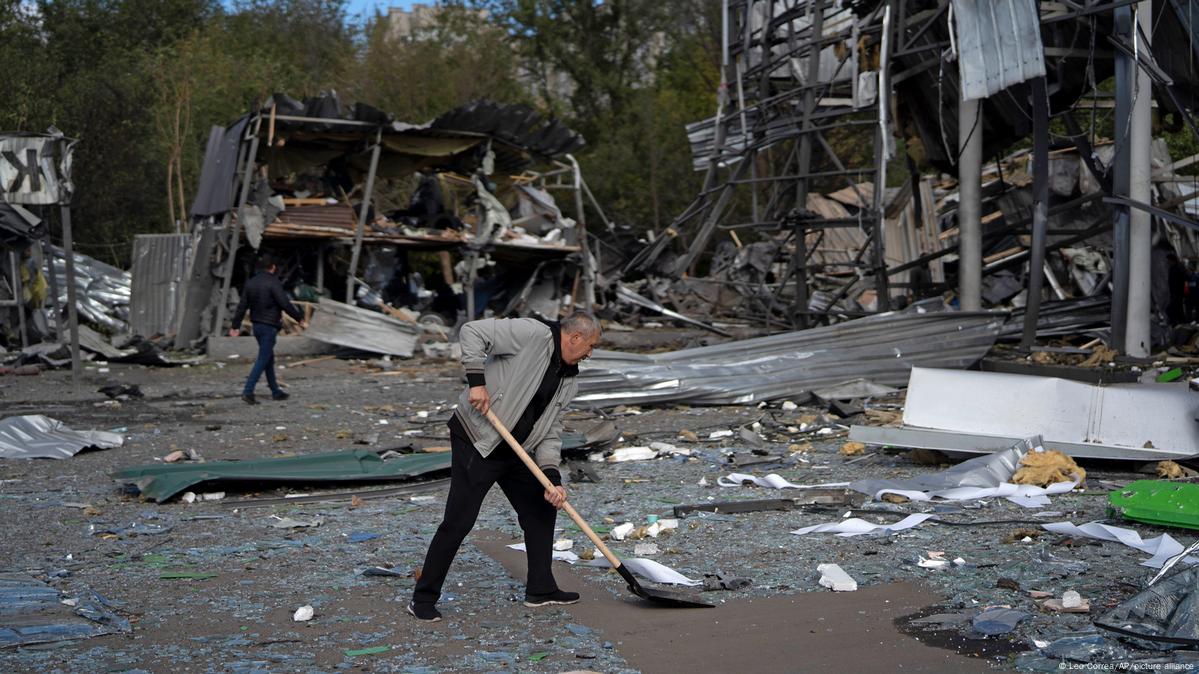 Атака России На Украину: Последствия Массированного Обстрела (200+ Ракет И Дронов) Атака России На Украину: Последствия Массированного Обстрела (200+ Ракет И Дронов)