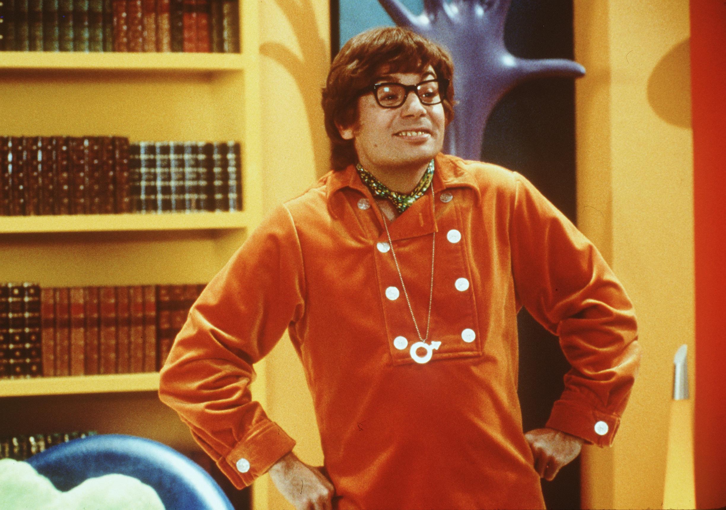 Austin Powers Star Mike Myers And Mark Carney Criticized For Trump Ketchup Chip Comment Austin Powers Star Mike Myers And Mark Carney Criticized For Trump Ketchup Chip Comment