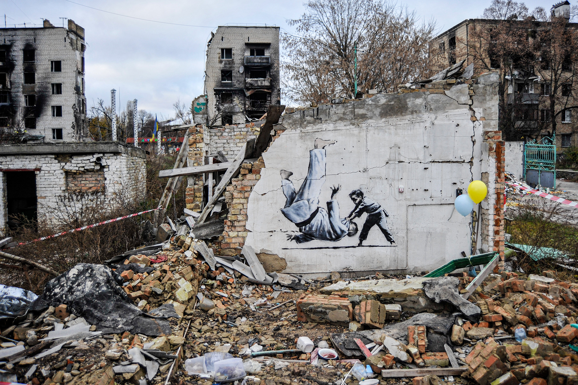 Banksy's Art: Dubai's First-Ever Exhibition Banksy's Art: Dubai's First-Ever Exhibition