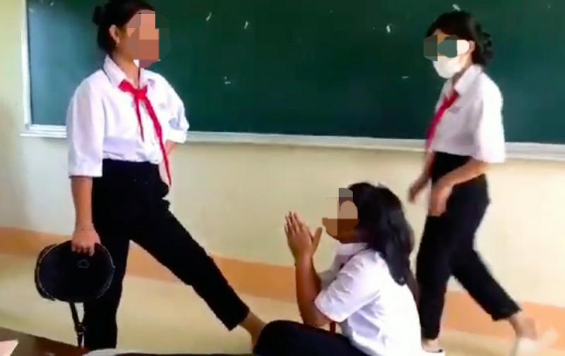 Bảo Mẫu Bạo Hành Trẻ Em Tiền Giang: Cộng Đồng Cần Chung Tay Bảo Vệ Trẻ Nhỏ Bảo Mẫu Bạo Hành Trẻ Em Tiền Giang: Cộng Đồng Cần Chung Tay Bảo Vệ Trẻ Nhỏ