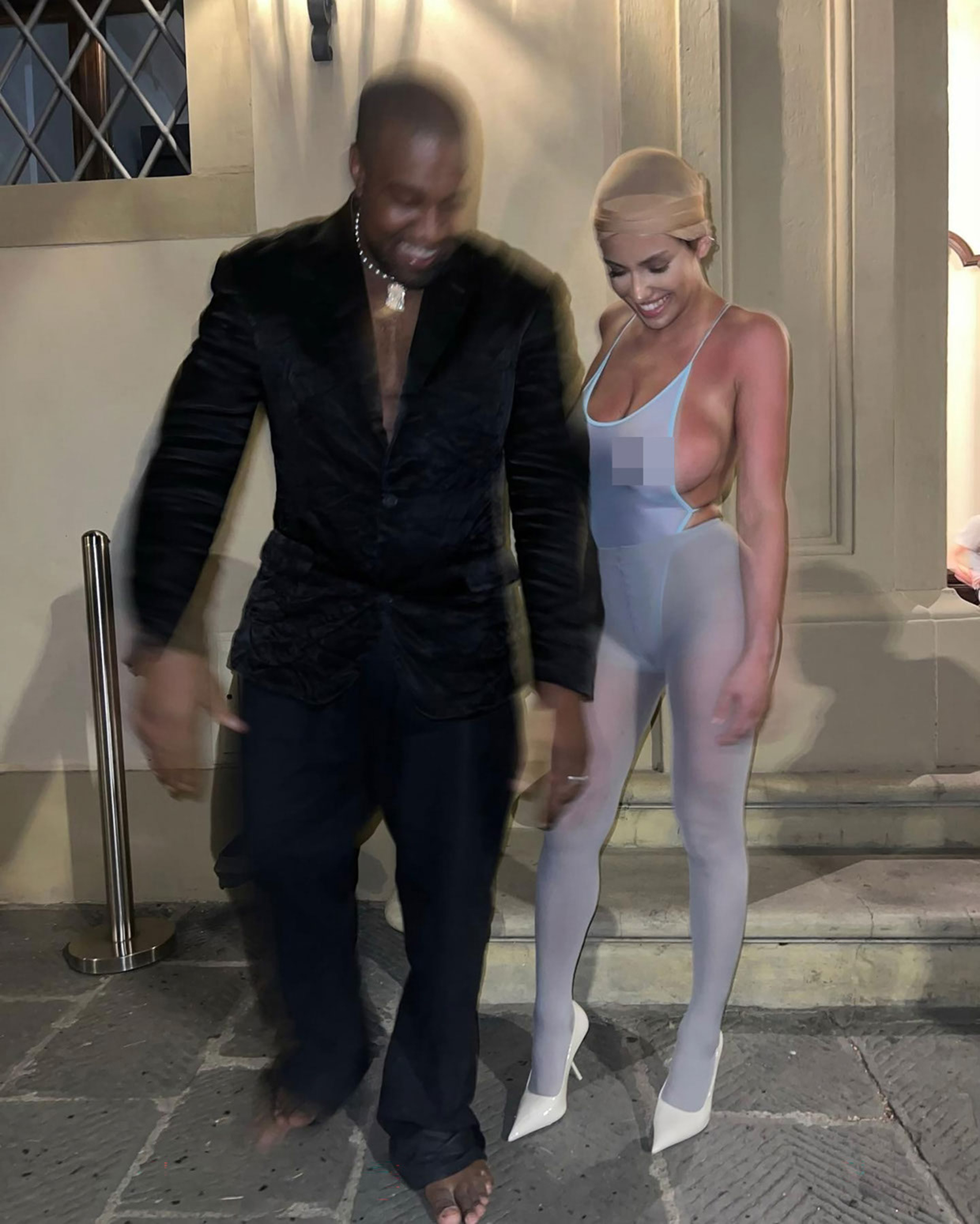 Bianca Censori In Italy: Lingerie And Rollerblades - Latest News Bianca Censori In Italy: Lingerie And Rollerblades - Latest News