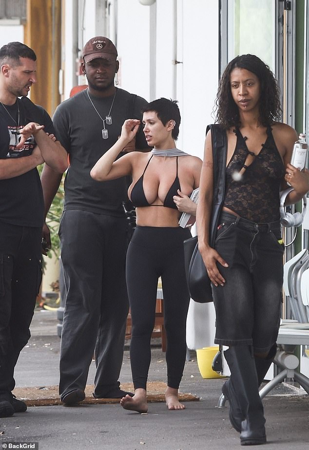 Bianca Censori's Italian Rollerblading Outing: Lingerie And Kanye-Free Bianca Censori's Italian Rollerblading Outing: Lingerie And Kanye-Free
