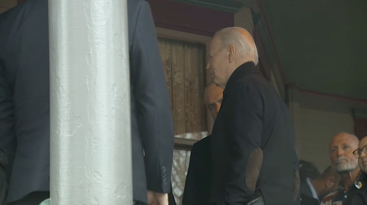 Biden Aide Urges First Couple To Avoid Political Entanglements Biden Aide Urges First Couple To Avoid Political Entanglements