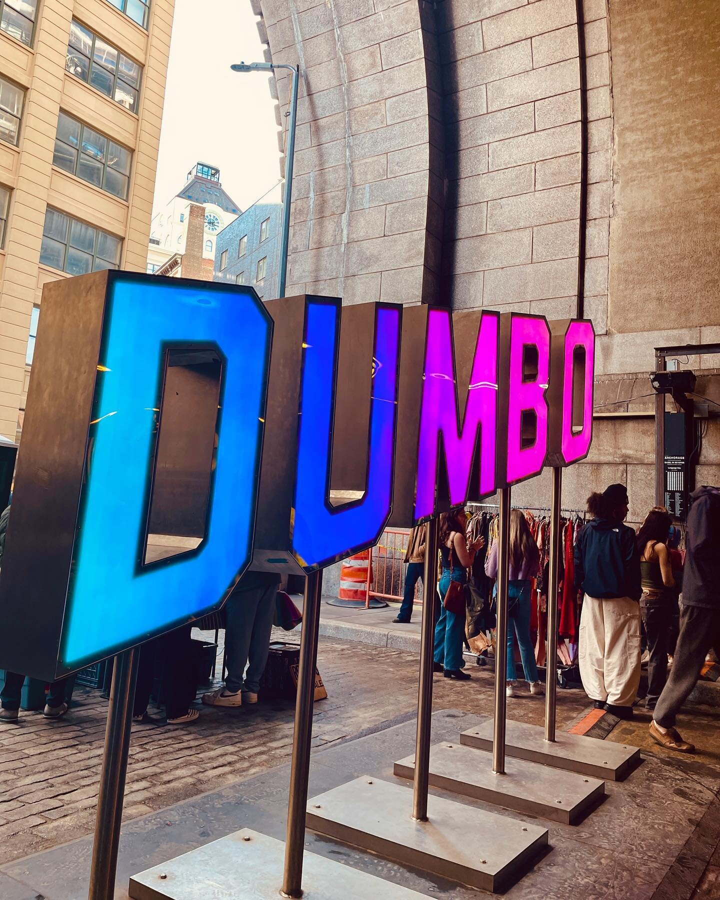 Brooklyn Flea Secures Dumbo Archway Plaza Spot Through 2027 Brooklyn Flea Secures Dumbo Archway Plaza Spot Through 2027