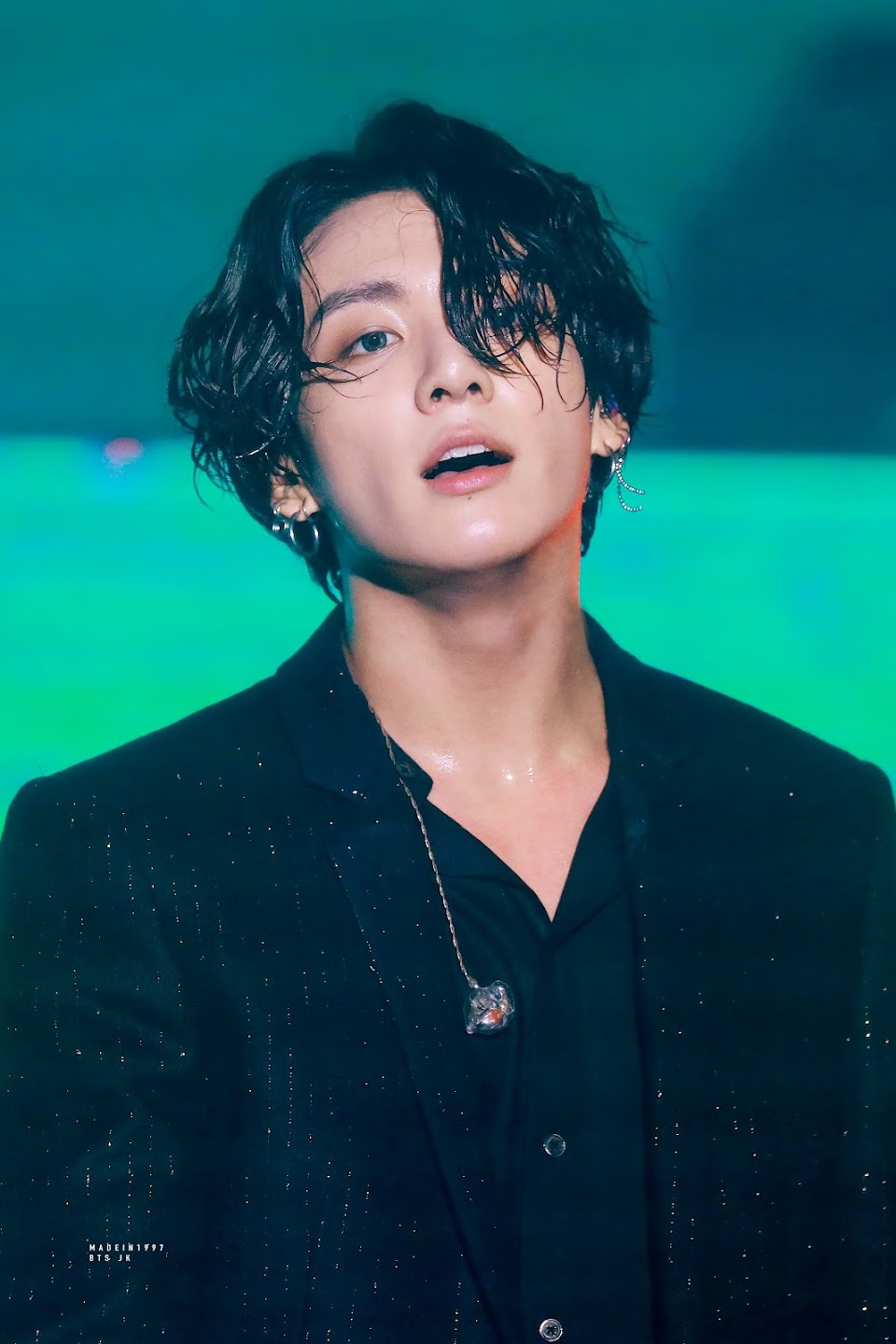BTS V And Jungkook's Post-Military Physiques: Fan Reactions And Viral Gym Photos BTS V And Jungkook's Post-Military Physiques: Fan Reactions And Viral Gym Photos