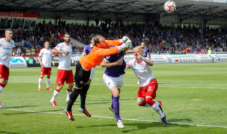 Bundesliga: HSVs Aufstiegskampf - Hafengeburtstag Und Konzert-Chaos Bundesliga: HSVs Aufstiegskampf - Hafengeburtstag Und Konzert-Chaos