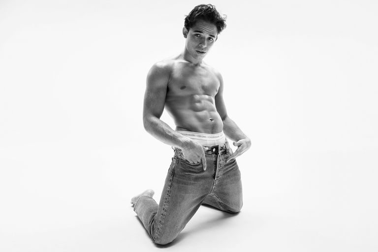 Calvin Klein's New Campaign: Lily Collins In Photo 5133602 Calvin Klein's New Campaign: Lily Collins In Photo 5133602