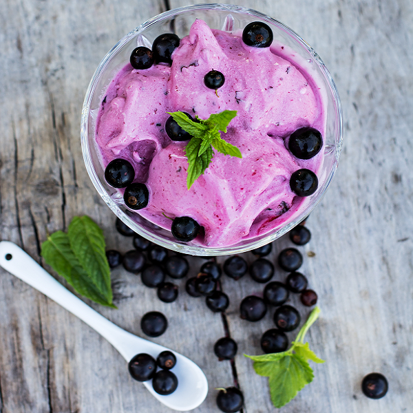 Cassis Blackcurrant: History, Production Methods, And Popular Brands Cassis Blackcurrant: History, Production Methods, And Popular Brands