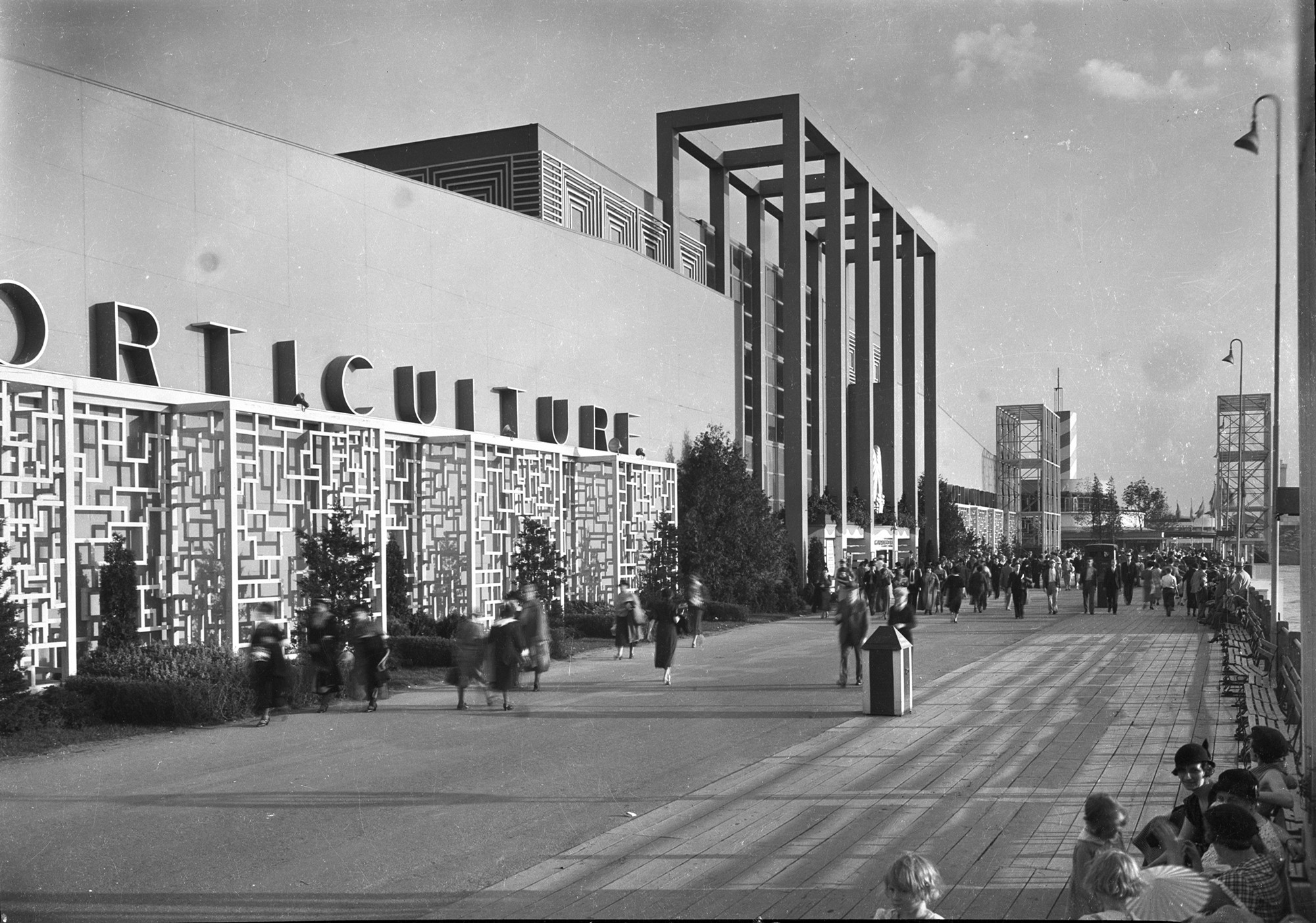 Chicago's 1933 World's Fair: The Century Of Progress Exposition Chicago's 1933 World's Fair: The Century Of Progress Exposition