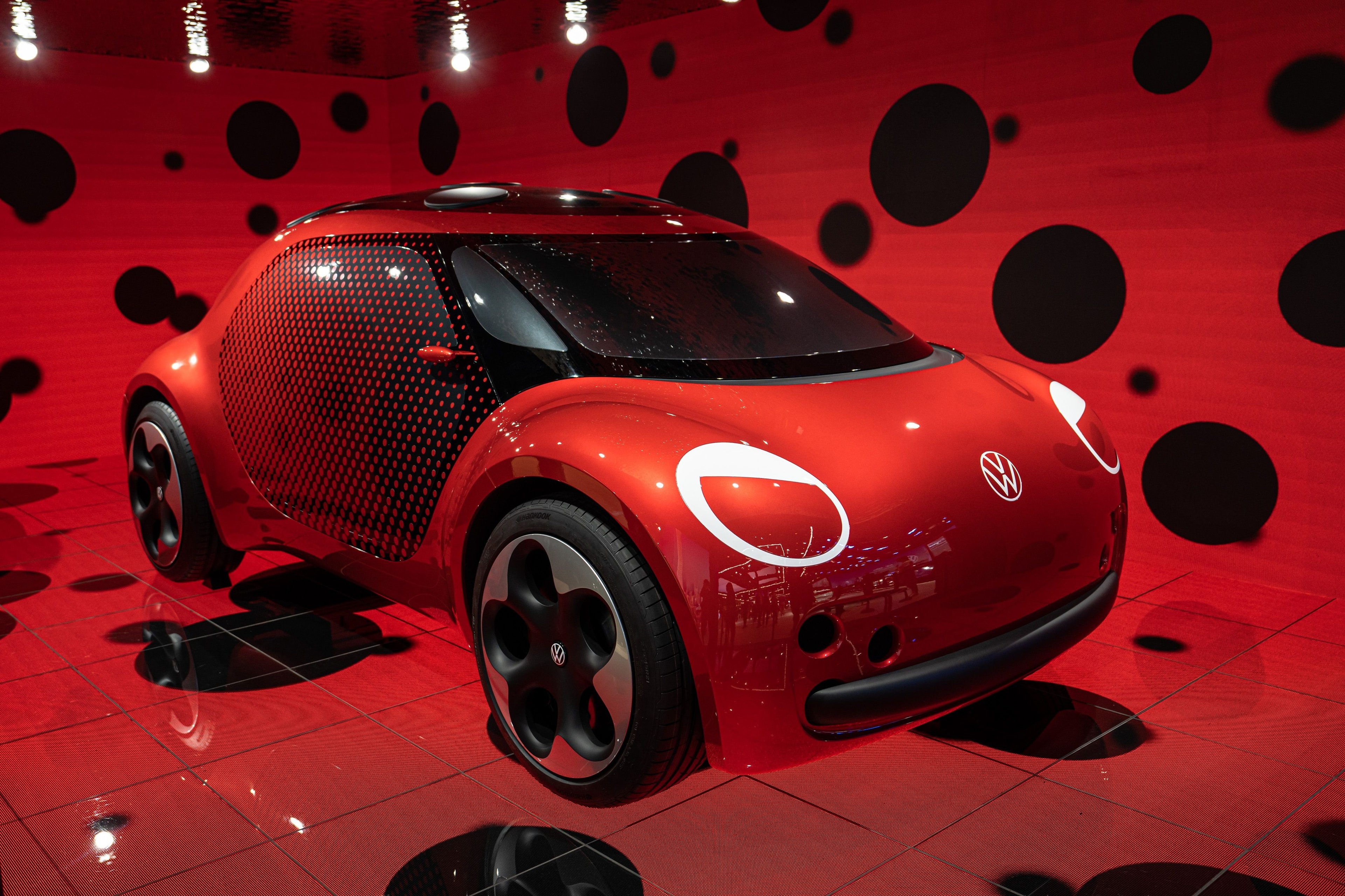 China's Impact On BMW And Porsche Sales: Are Other Automakers Next? China's Impact On BMW And Porsche Sales: Are Other Automakers Next?