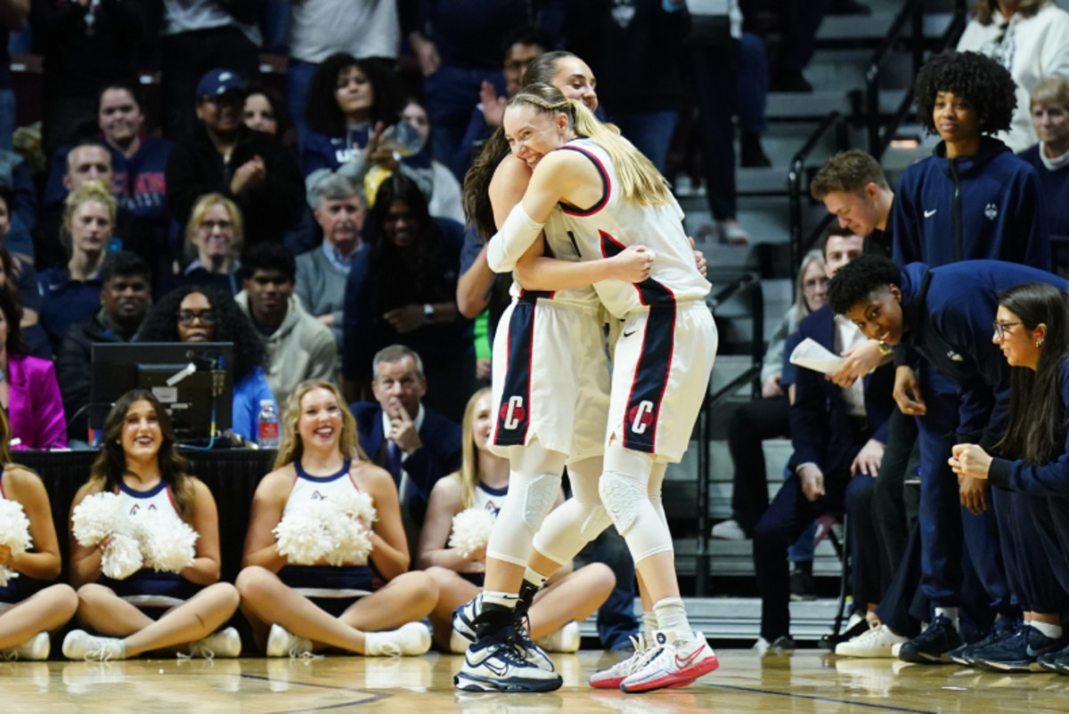 City Honors Paige Bueckers' WNBA Debut With Symbolic Name Change City Honors Paige Bueckers' WNBA Debut With Symbolic Name Change