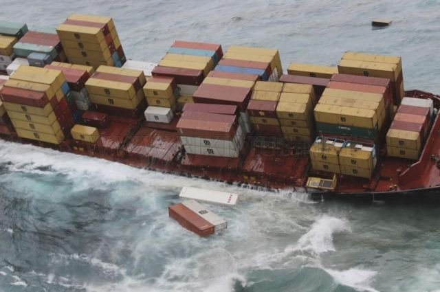 Container Ship Aground On Front Lawn: The Full CNN Story Container Ship Aground On Front Lawn: The Full CNN Story