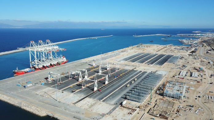 Côte D'Ivoire : Chiffres Clés Du Trafic Portuaire D'Abidjan (2022) Côte D'Ivoire : Chiffres Clés Du Trafic Portuaire D'Abidjan (2022)