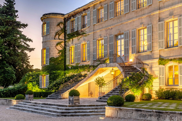 Creating A Chateau Aesthetic: Affordable Chateau DIY Home Decor Creating A Chateau Aesthetic: Affordable Chateau DIY Home Decor