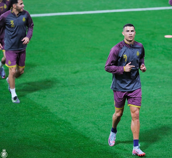 Cristiano Ronaldo'nun Adanalı Ronaldodan Gelen Yanıta Tepkisi Cristiano Ronaldo'nun Adanalı Ronaldodan Gelen Yanıta Tepkisi