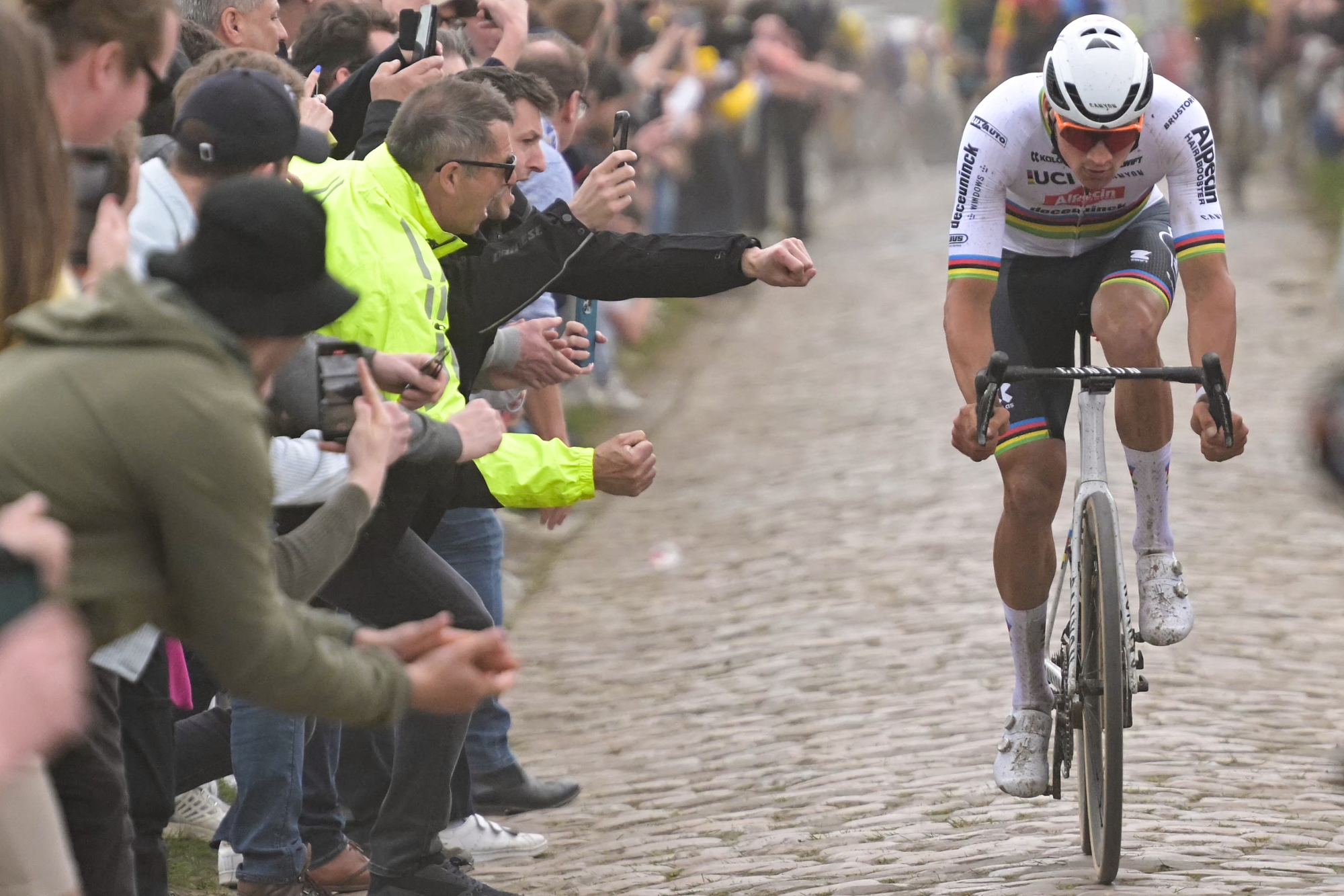 Crowd Violence At Paris-Roubaix: Mathieu Van Der Poel Attacked, Calls For Justice Crowd Violence At Paris-Roubaix: Mathieu Van Der Poel Attacked, Calls For Justice