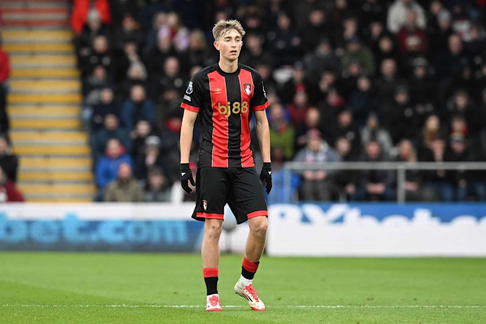 Deadline Day For Dean Huijsen: Chelsea's Transfer Push Deadline Day For Dean Huijsen: Chelsea's Transfer Push