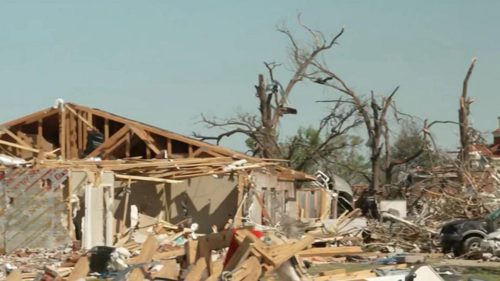 Deadly Tornado Outbreak In Central US: 25 Dead, Extensive Damage Deadly Tornado Outbreak In Central US: 25 Dead, Extensive Damage