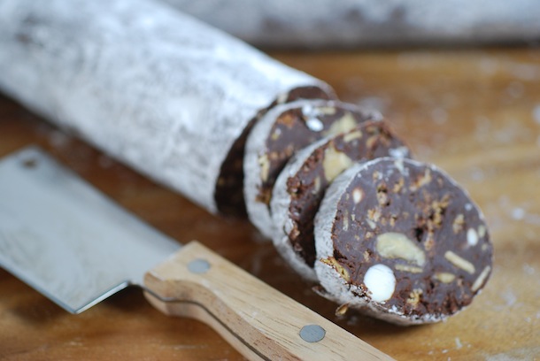 Découvrir L'art Du Dessert Français : Recette De Salami Au Chocolat De Sweet France Découvrir L'art Du Dessert Français : Recette De Salami Au Chocolat De Sweet France